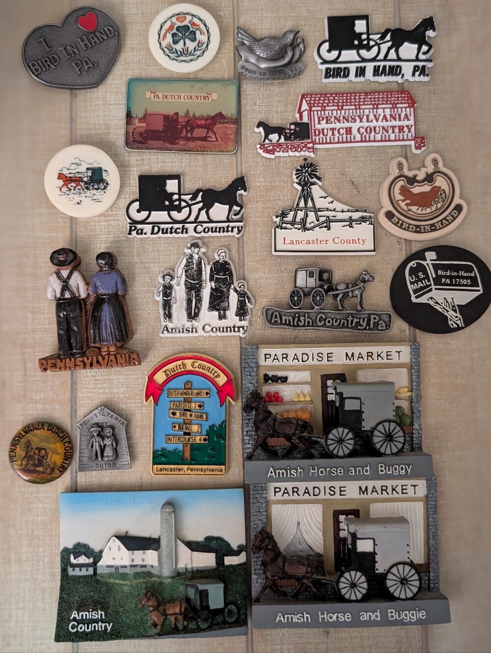 Huge Lot Of Vintage 70s-90s Pennsylvania Amish Country Souvenir Magnets